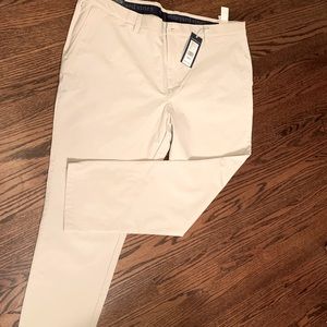 NWT Vineyard Vines Khakis 42 x 30